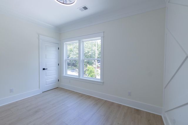 5533 Garrett Avenue, North Charleston, SC 29406
