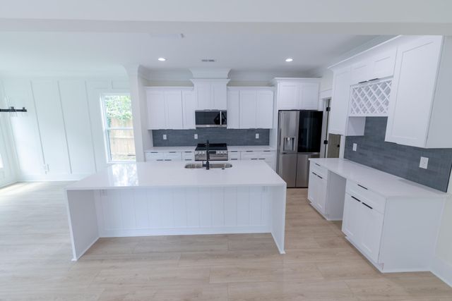 5533 Garrett Avenue, North Charleston, SC 29406