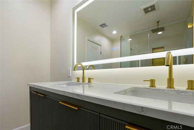 7423 Balcom Avenue, Reseda, CA 91335