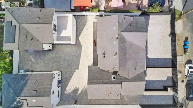 7423 Balcom Avenue, Reseda, CA 91335