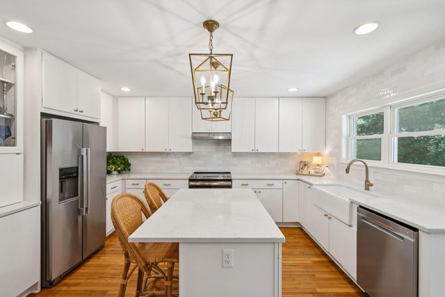 451 Cheves Drive, Charleston, SC 29412