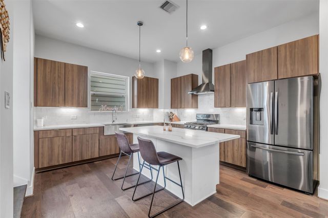 413 N Nagle Street B, Houston, TX 77003