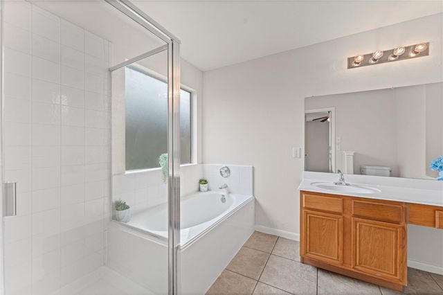 11758 Pinemeade Lane, Tomball, TX 77375