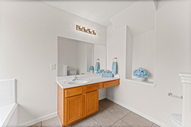 11758 Pinemeade Lane, Tomball, TX 77375