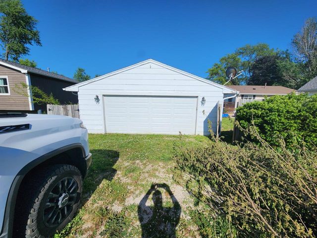 22320 121st STREET, Bristol, WI 53104