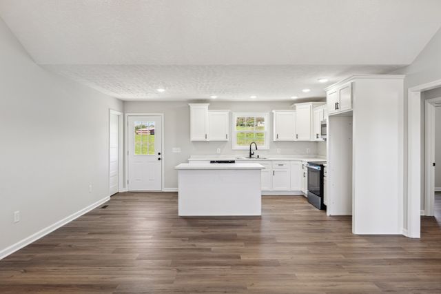 1504 Ellie Claire Way, Lewisburg, TN 37091