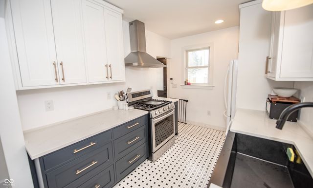 5132 Winthrop Avenue, Indianapolis, IN 46205