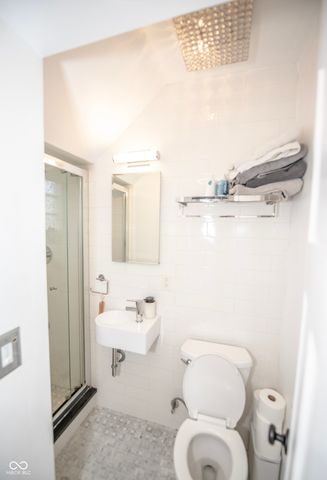 5132 Winthrop Avenue, Indianapolis, IN 46205