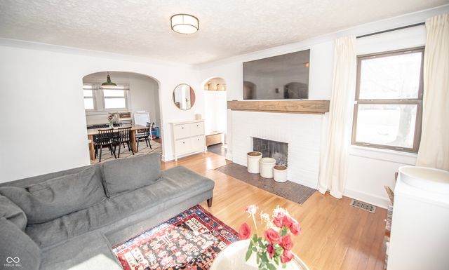 5132 Winthrop Avenue, Indianapolis, IN 46205