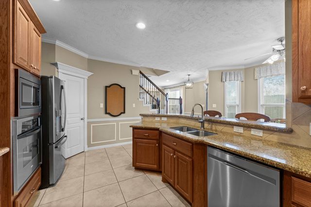 1302 Ella Place, Houston, TX 77008