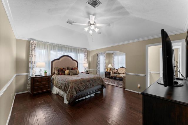 1302 Ella Place, Houston, TX 77008