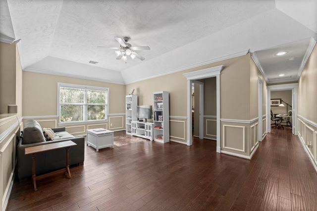 1302 Ella Place, Houston, TX 77008