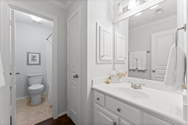 1302 Ella Place, Houston, TX 77008