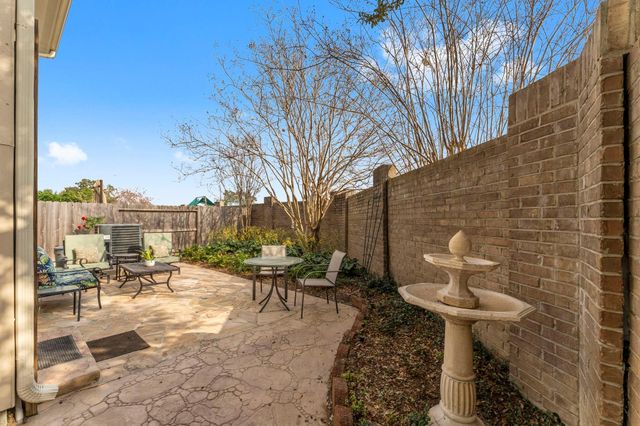 1302 Ella Place, Houston, TX 77008