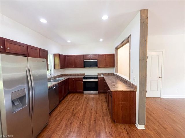 8317 Moritz Drive, Stokesdale, NC 27357