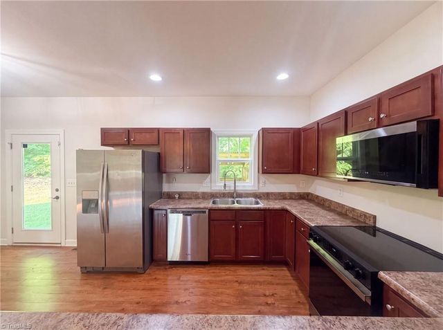 8317 Moritz Drive, Stokesdale, NC 27357