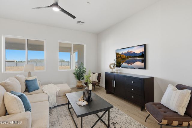 17743 W Dale Lane, Surprise, AZ 85387