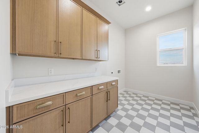 17743 W Dale Lane, Surprise, AZ 85387