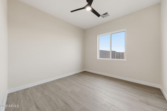 17743 W Dale Lane, Surprise, AZ 85387