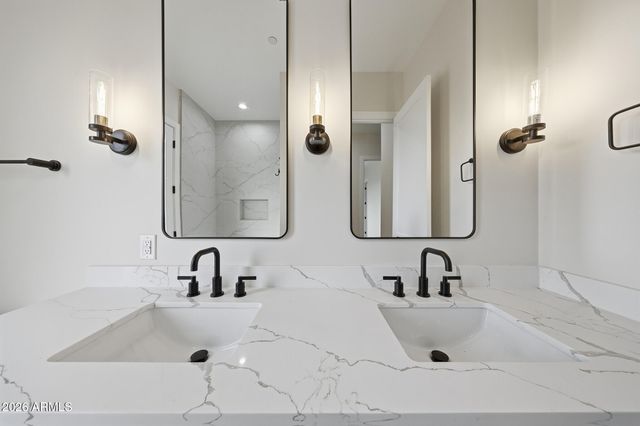 17743 W Dale Lane, Surprise, AZ 85387