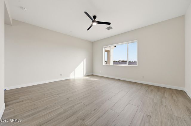 17743 W Dale Lane, Surprise, AZ 85387