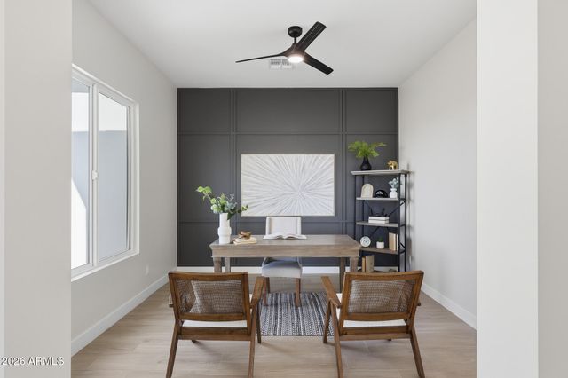 17743 W Dale Lane, Surprise, AZ 85387