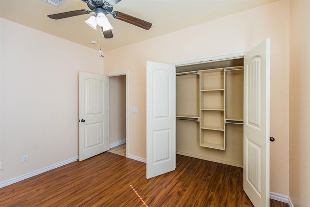 7706 SW Marshall Dr, Lawton, OK 73505