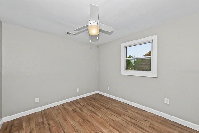 4131 N 16th STREET, Milwaukee, WI 53209