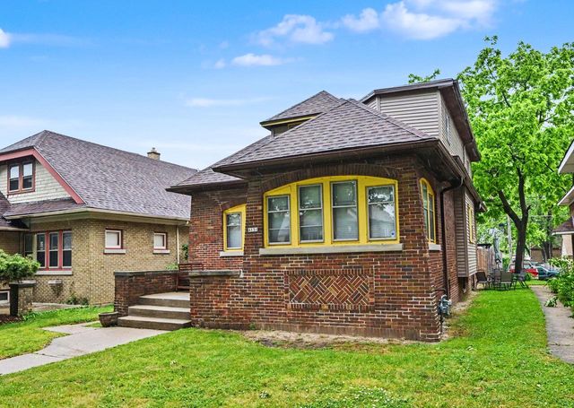 4131 N 16th STREET, Milwaukee, WI 53209