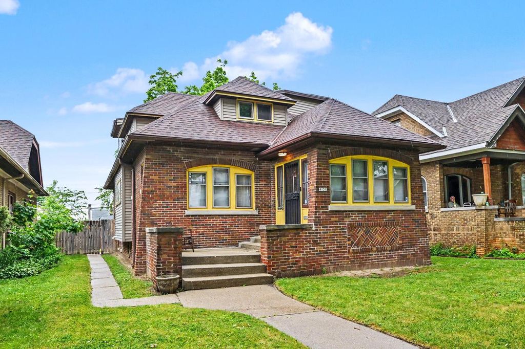 4131 N 16th STREET, Milwaukee, WI 53209