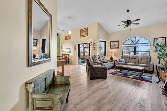 8099 Cassia Drive, Boynton Beach, FL 33472