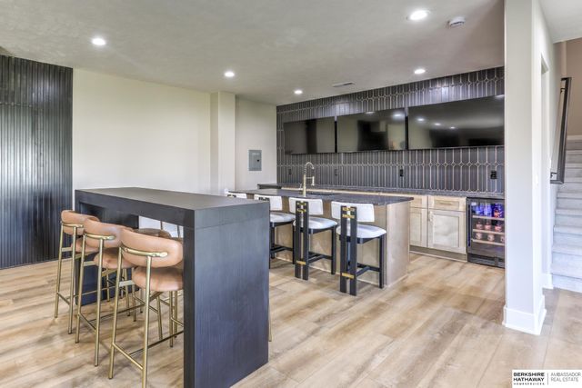 3319 S 212 Avenue, Elkhorn, NE 68022