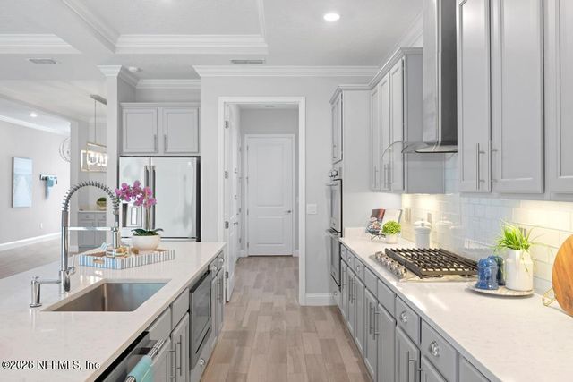 391 CARIBBEAN Place, St. Johns, FL 32259