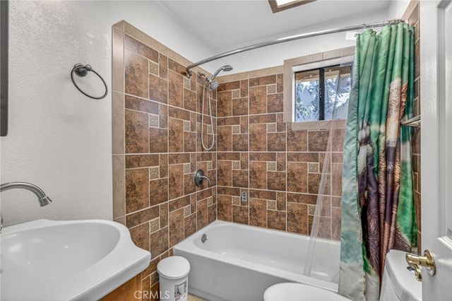 39900 Lakeview, Big Bear Lake, CA 92315