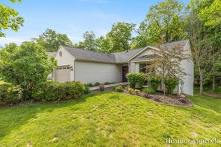 1663 Barnsley Court, Lowell, MI 49331