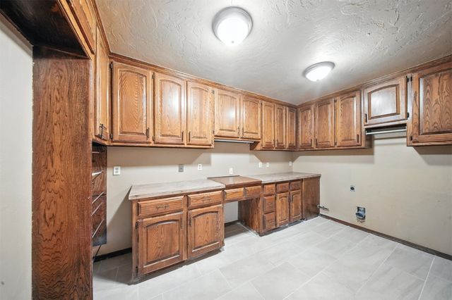 9641 Castle Road, Oklahoma City, OK 73162