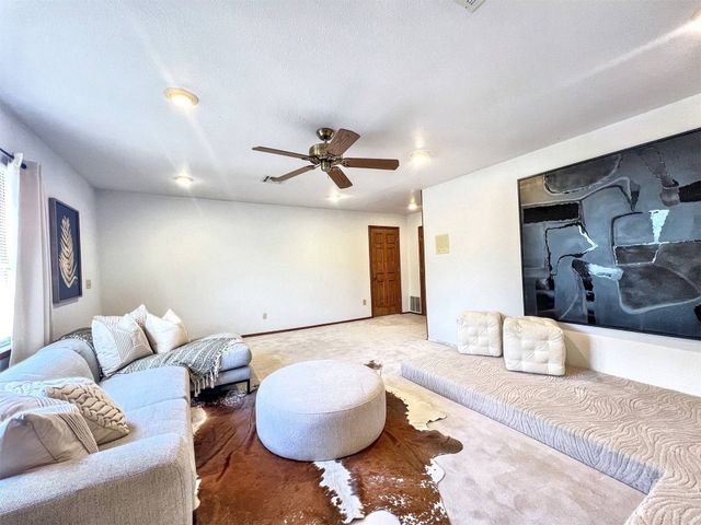 9641 Castle Road, Oklahoma City, OK 73162