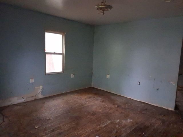1354 Hurd Avenue, Benton Harbor, MI 49022