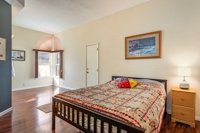 572 Eastlake Drive SE, Rio Rancho, NM 87124