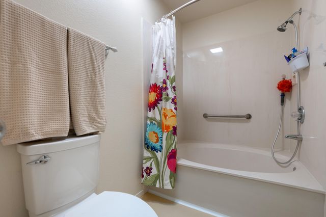572 Eastlake Drive SE, Rio Rancho, NM 87124