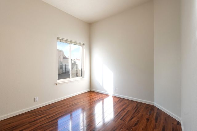 572 Eastlake Drive SE, Rio Rancho, NM 87124