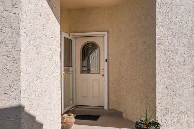572 Eastlake Drive SE, Rio Rancho, NM 87124