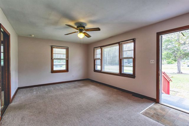 421 Colonial Ave, Gaffney, SC 29340