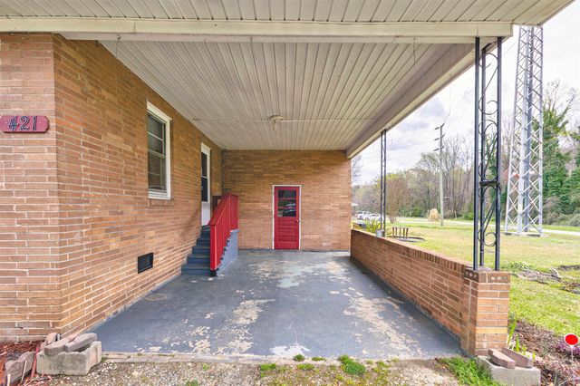 421 Colonial Ave, Gaffney, SC 29340