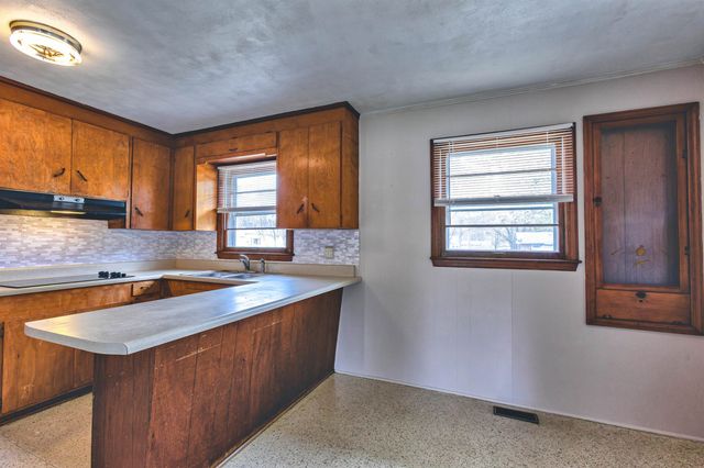 421 Colonial Ave, Gaffney, SC 29340