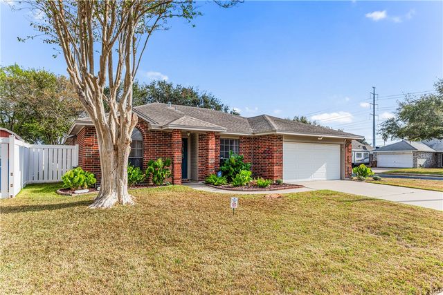 2218 Dorsey St, Corpus Christi, TX 78414