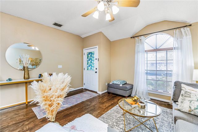 2218 Dorsey St, Corpus Christi, TX 78414