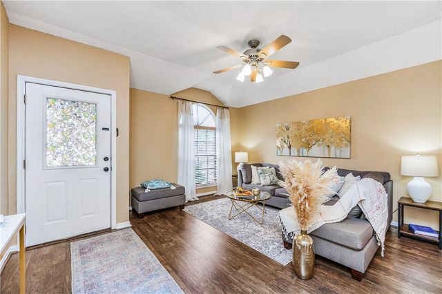 2218 Dorsey St, Corpus Christi, TX 78414