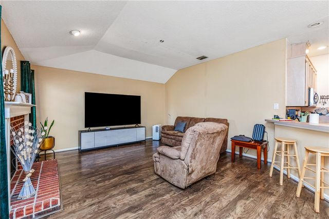 2218 Dorsey St, Corpus Christi, TX 78414