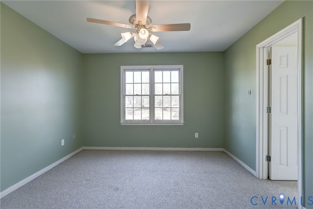 8081 Emerald Pool Ct, Mechanicsville, VA 23111